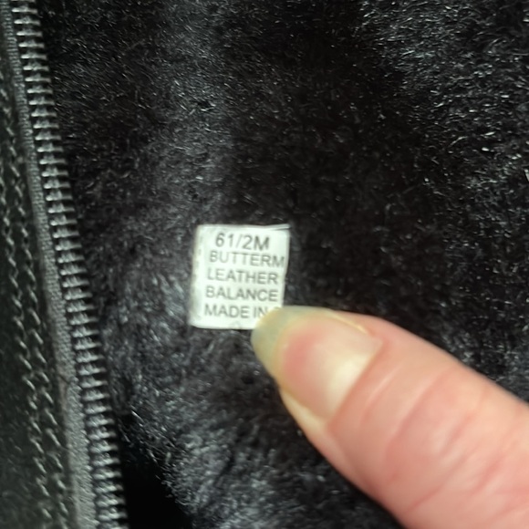 Women's Aerosoles Black Suede Leather Boots - Picture 5 of 7